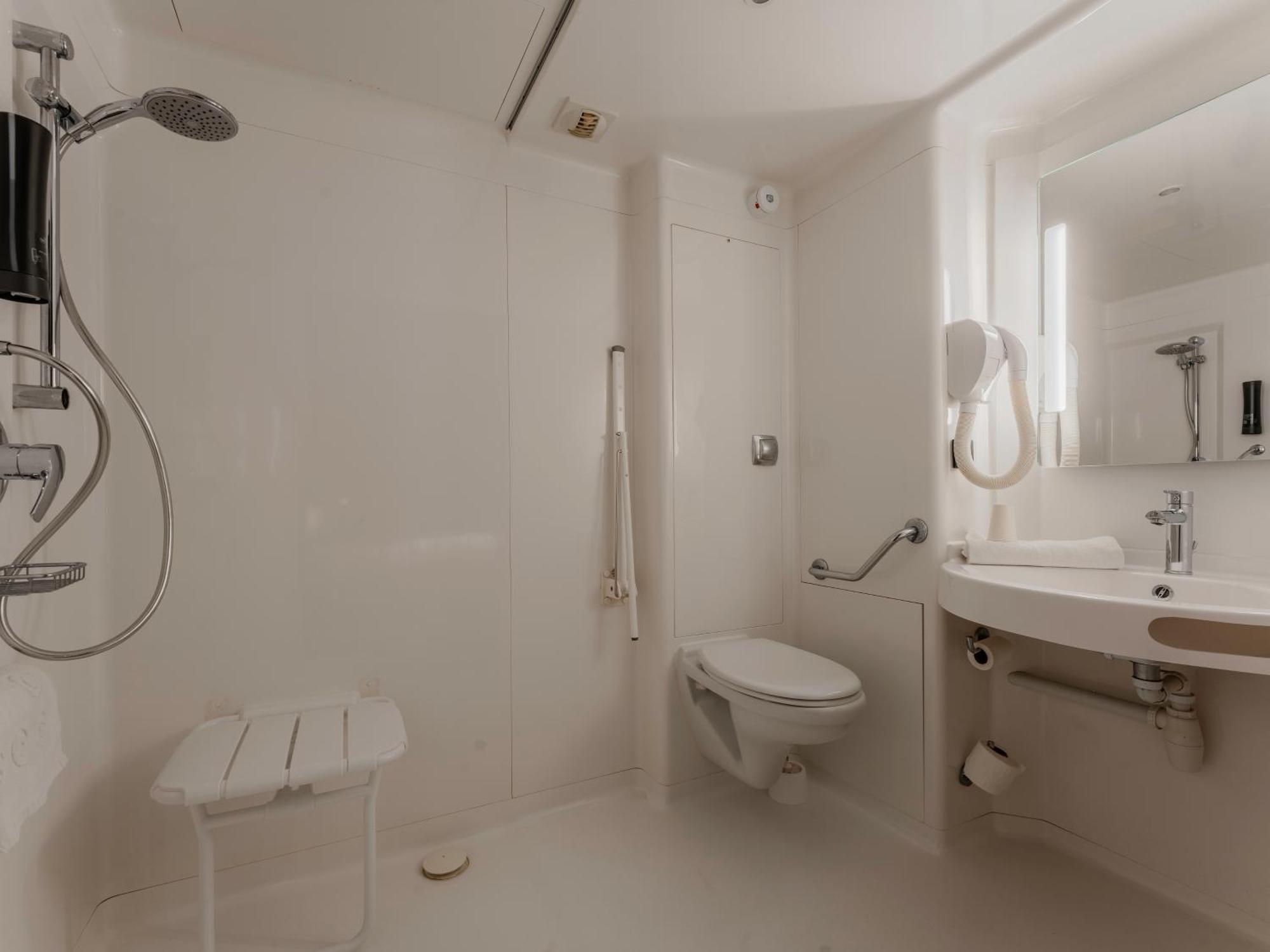 B&B Hotel Maubeuge Gare Luaran gambar